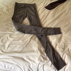 LULU LEMON LEGGINGS